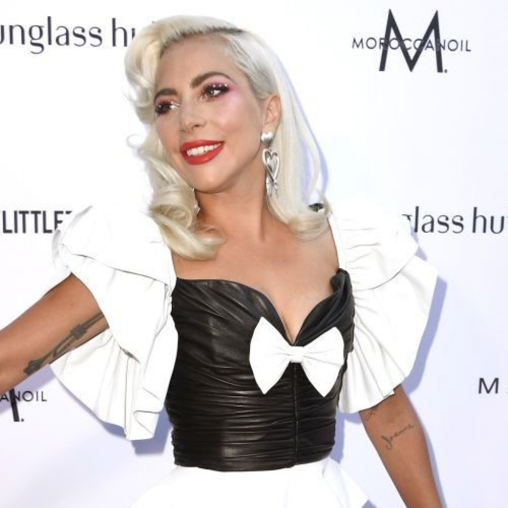 Bredli Kuper nije njen izbor: Lejdi Gaga u tajnoj vezi sa glumcem...?
