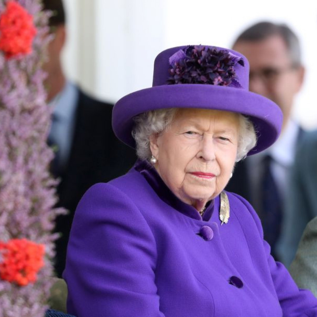 Kraljica Elizabeta: Podržavam Harija i Megan u želji za novim životom