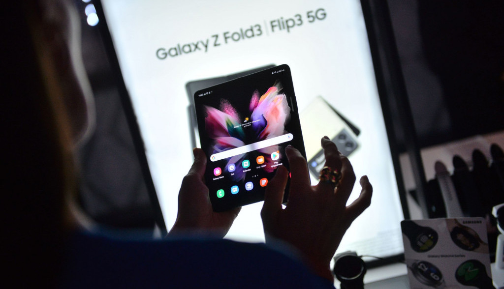 Pogledajte širu sliku: Galaxy Z Fold3 5G i Z Flip3 5G su stigli u Srbiju