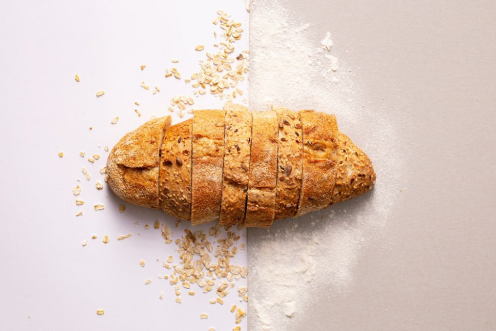 Domaćice oduševljene: Recept za krckav hleb bez kvasca