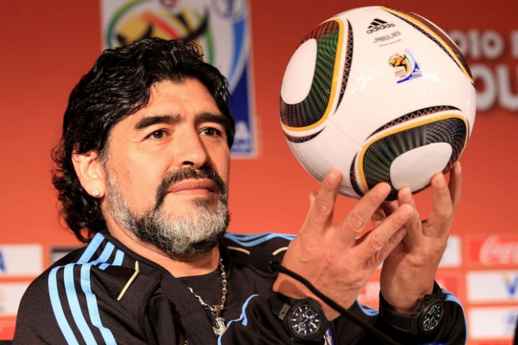 Maradona je uvek nosio dva sata, ali posle večere sa ovim moćnikom jedan je skinuo, preemotivno