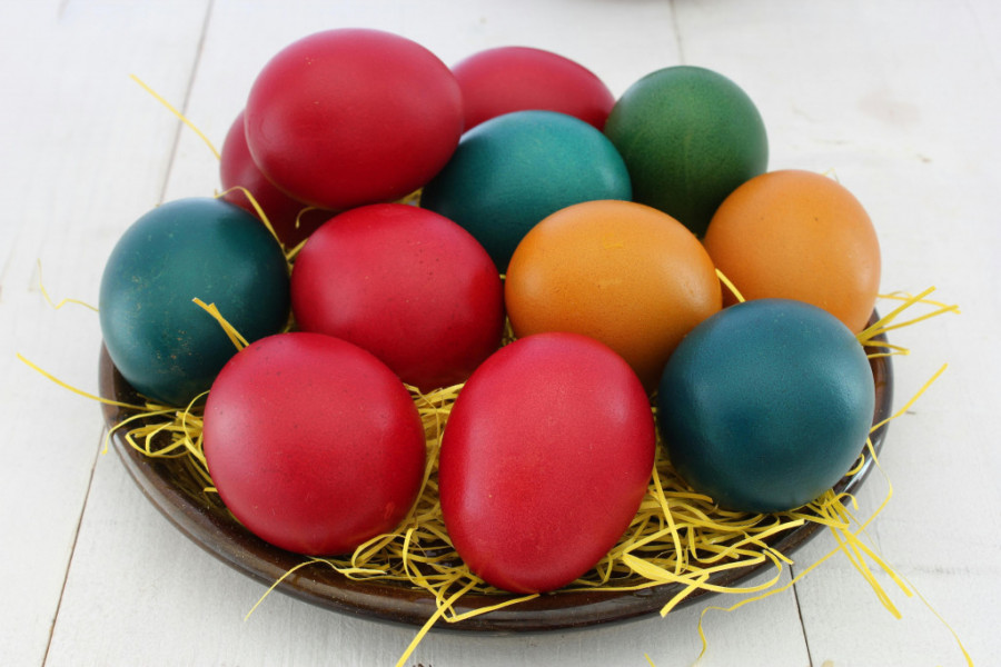 Svi grešimo: Kada treba farbati jaja kako bi porodicu pratili sreća i blagostanje?